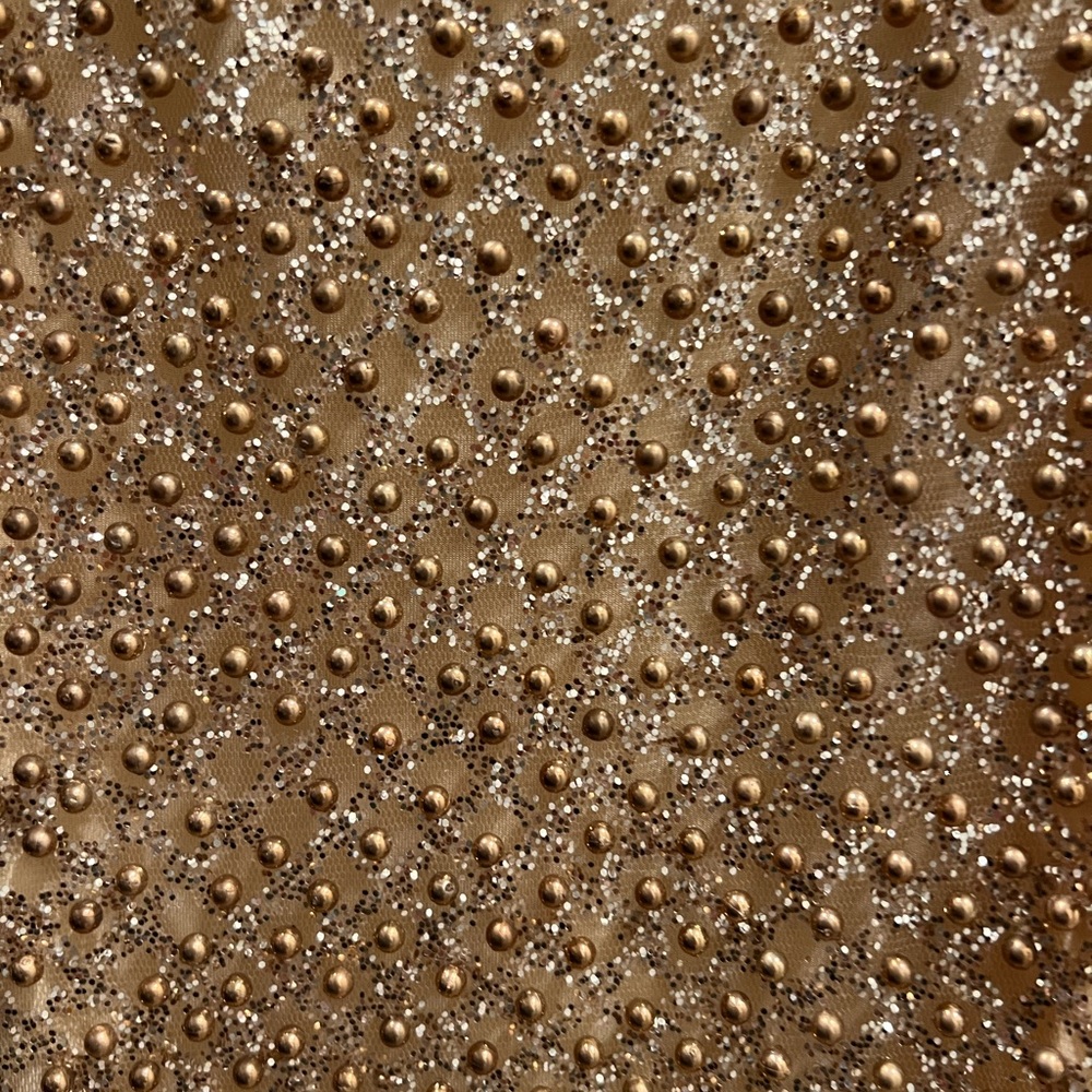 Sparkly Gold Dress✨ - Picture 8 of 9